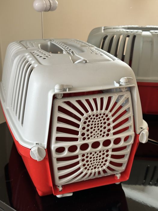 Переноска для тварин