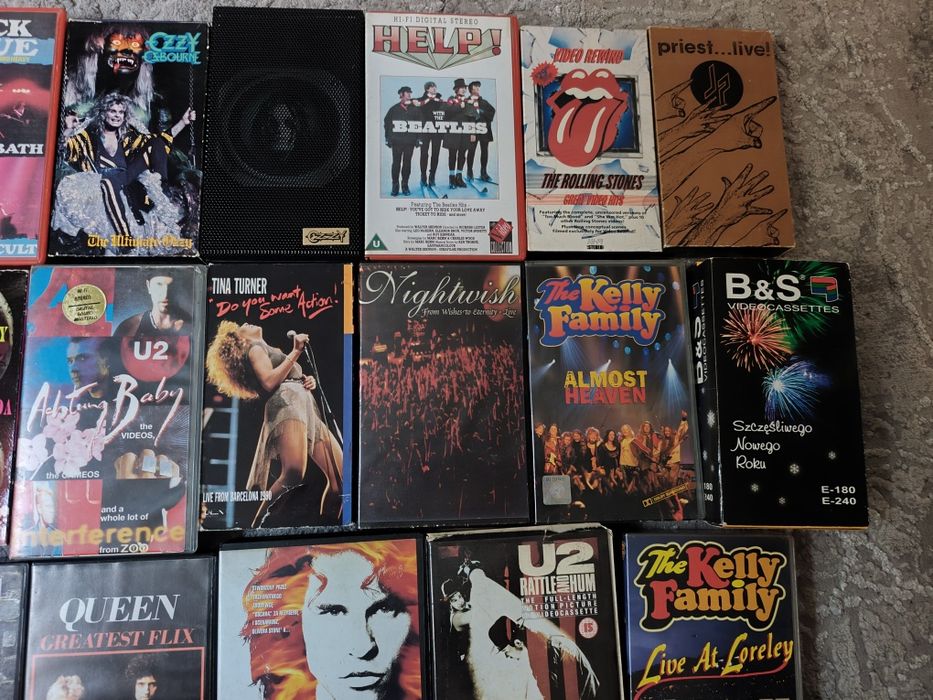 Zestaw VHS z koncertami