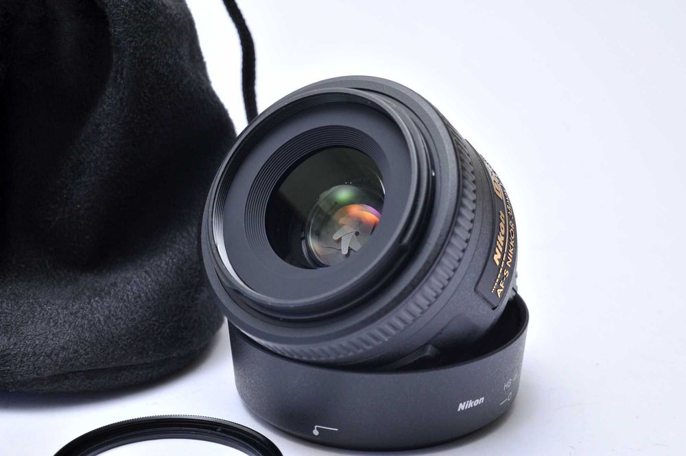 Nikon 35mm f1.8 DX (seminova)