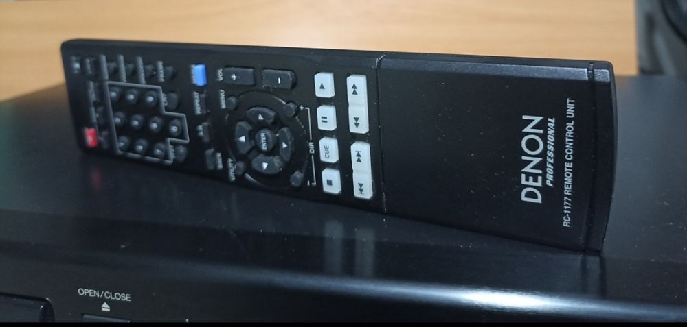 Leitor CD Denon DCD 725