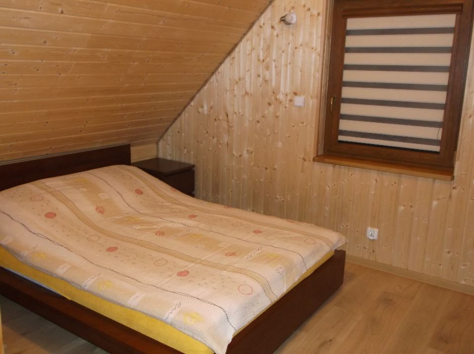 Smerfna Chatka domek z kominkiem na Kaszubach ferie majówka wakacje