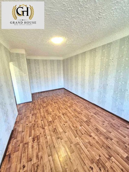 Продам 1-о кімнатну квартиру в районі дендропарку, біля АТБ. Є-відновлення, ваучер.