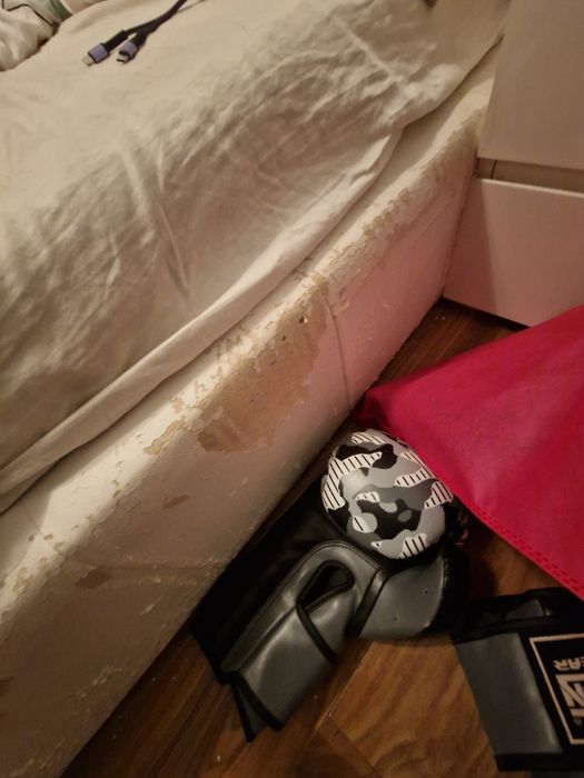 Łóżko małżeńskie do odnowienia