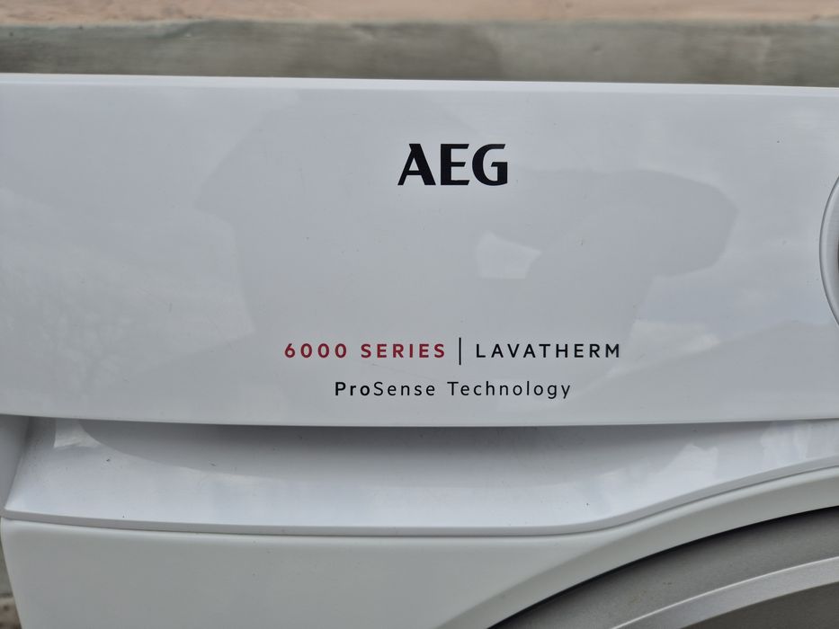 Сушильна машина AEG