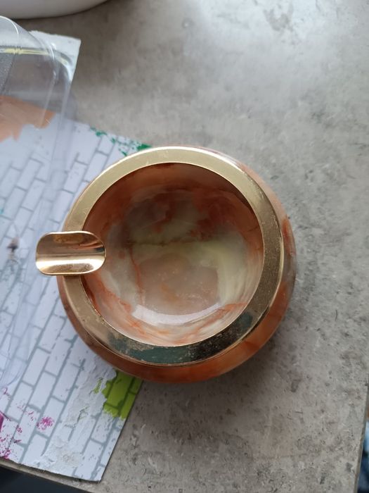 Пепельница из настоящего камня