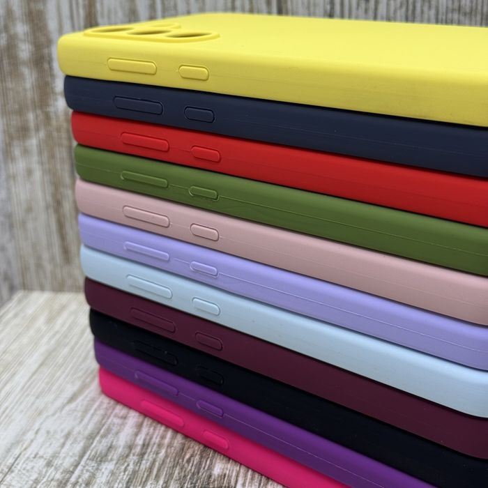 Чехол софттач Silicone на Samsung S24 FE/ S25 FE. Не пачкаются. Чохол