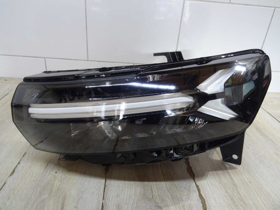 Lewa Lampa Reflektor Lewy Full Led Dacia Duster III 260603515R EU 24-  oryginał
