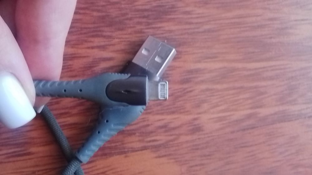 Шнур для зарядки на айфон с цветным индикатором