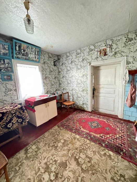 Будинок в селі Гориця