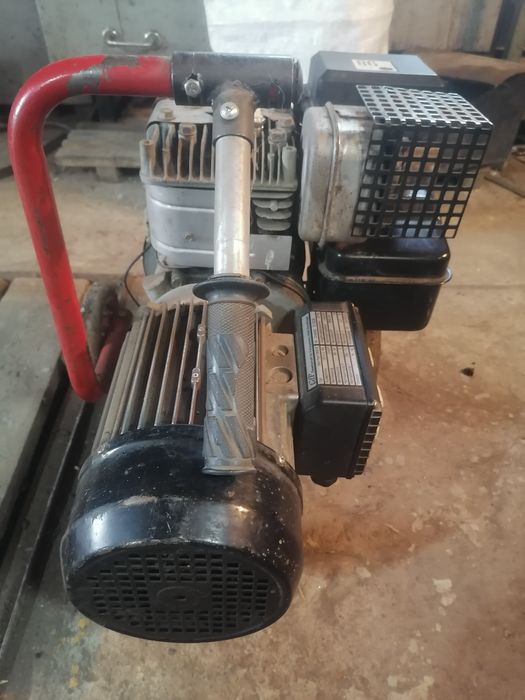 Продам генератор