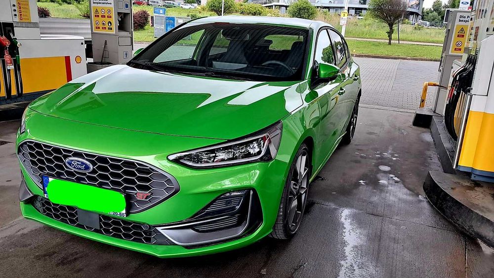 Wynajem długoterminowy z wykupem bez bik i krd - FORD FOCUS ST 2025 R.