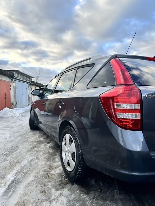 Kia Ceed 2009 1.6 диз