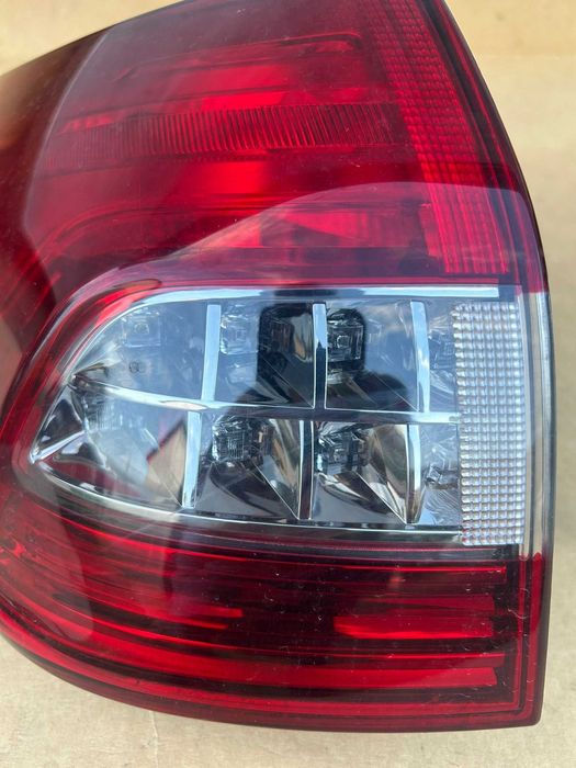 Lampa tył lewa Citroen C5 III X7 Kombi Lift