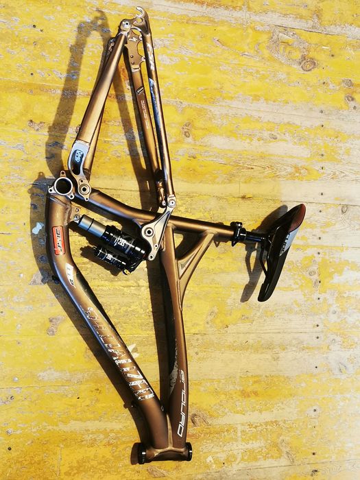 Rama specialized enduro expert sl