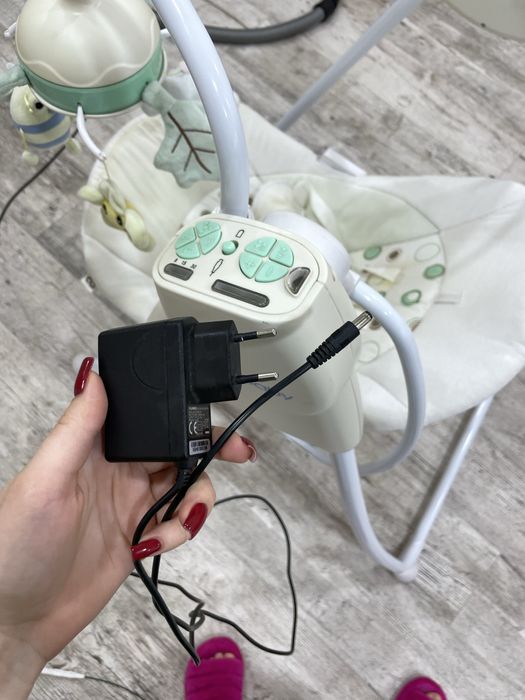 укачивающий центр гойдалка