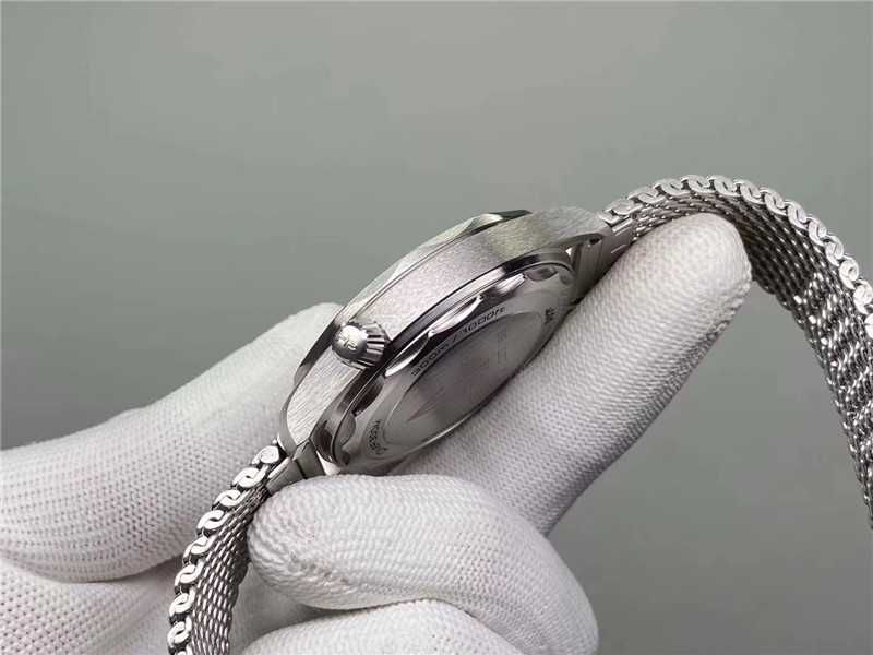 Годинник автоматичний OMEGA seamaster Bond `007