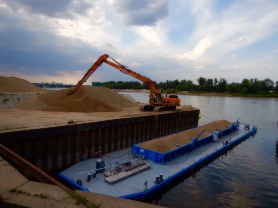 Kopanie stawu, wykopy, pogłębianie, odmulanie, koparka long, niwelacja