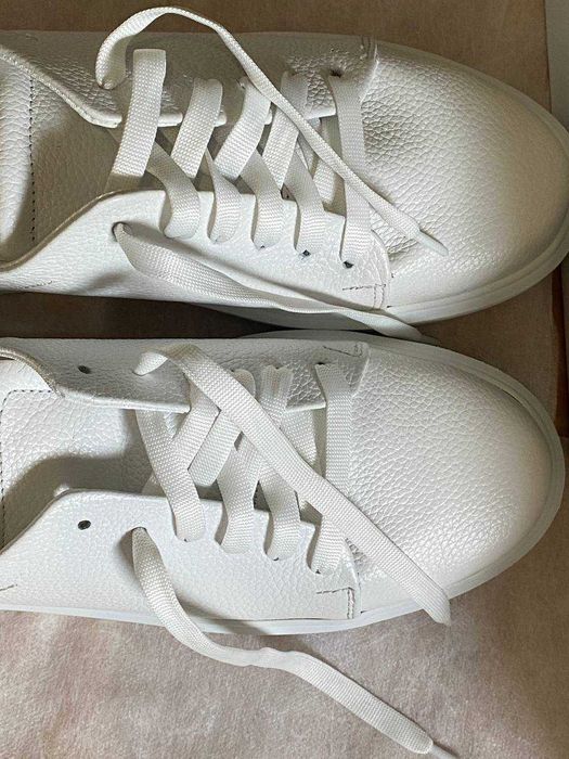 Шкіряні макасини/ Кросівки білі