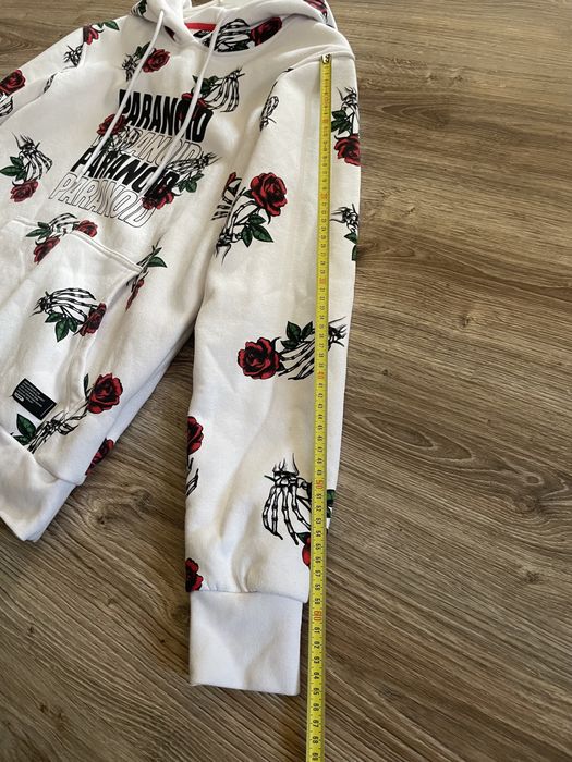 Bluza Paranoid Croop biała z różami