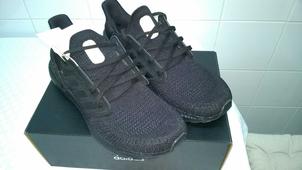 Adidas UltraBoost 20 Triple Black - Novos