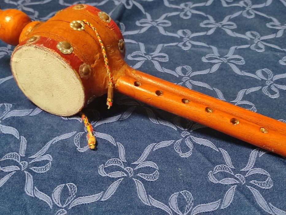 Instrumento musical "Pungi"