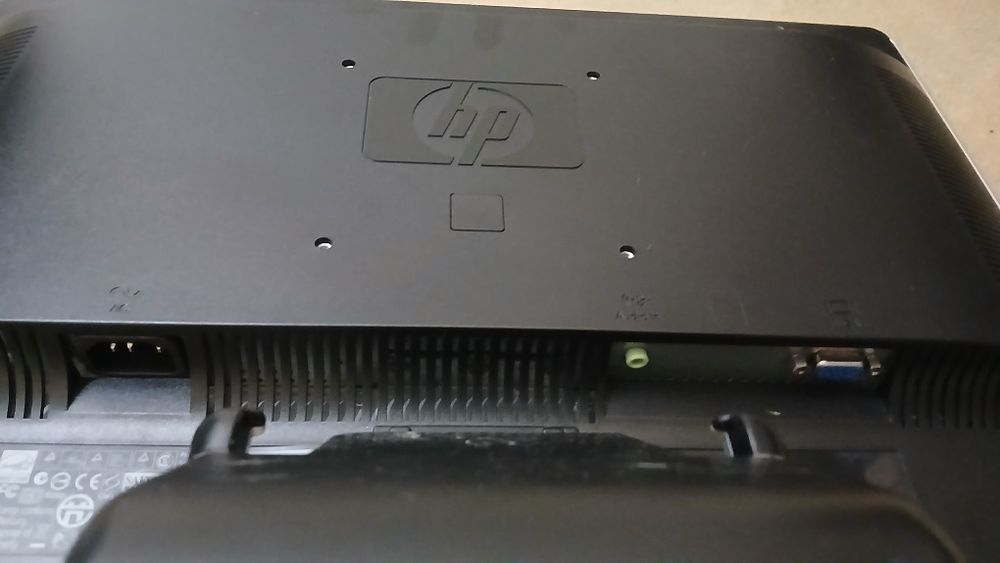 Monitores HP w2007v com cabos LER DESCRIÇÃO