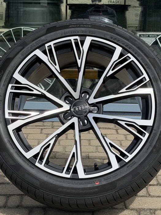 Nowe koła 22 cale Audi Q7 SQ7 czarno srebrne ramienne