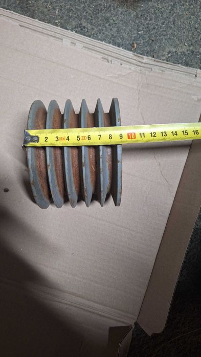 Koło pasowe *szajba* na paski 5x 15mm z rębaka