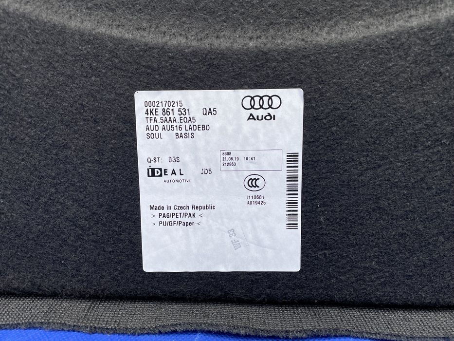 PODŁOGA BAGAŻNIKA płyta AUDI E-Tron 55 wykładzina OEM | 4KE861531
