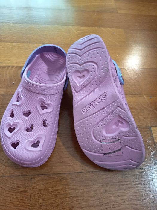 Sandália Skechers menina com luzes - em ótimo estado