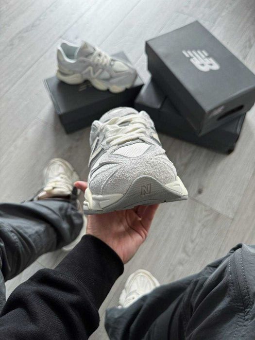 New Balance 9060 Quartz Grey