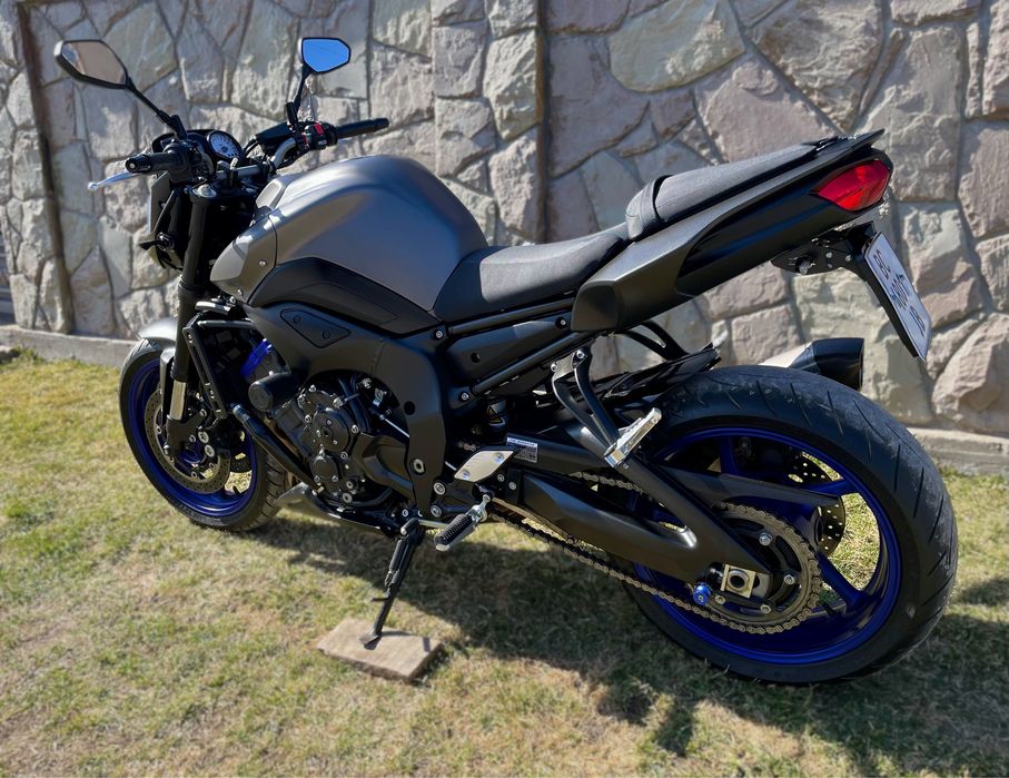 Мотоцикл Yamaha FZ8 Файзер