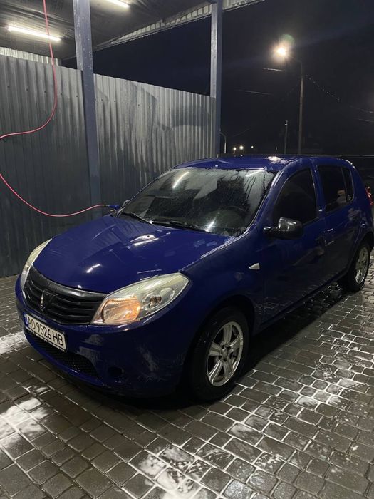 Продам Dacia Sandero 2009 року.