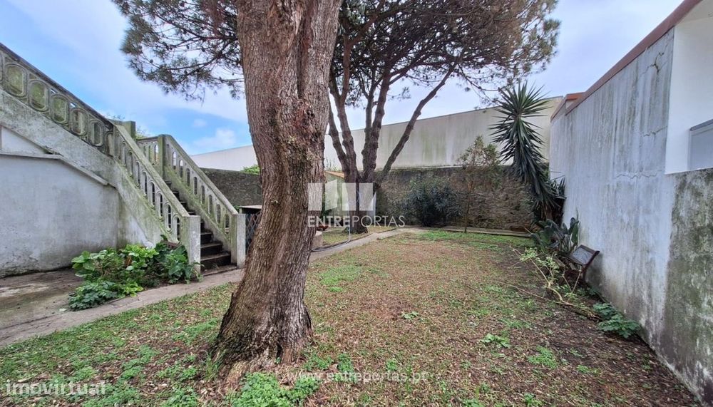 Venda de Garagem/Armazém, no centro da cidade da Póvoa de Varzim