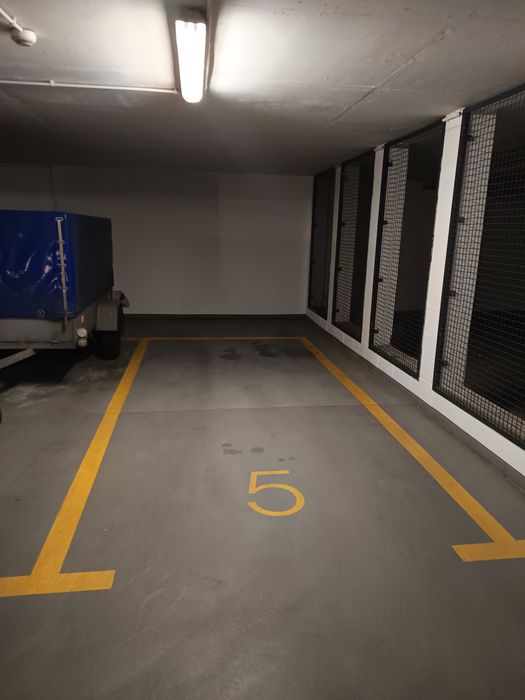 Przestronne miejsce parkingowe w garażu podziemnym na  os. Wilno. - Widok 4