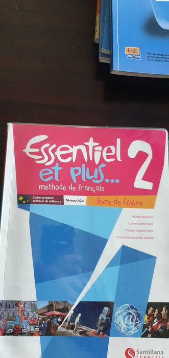 j. francuski "Essential et plus... A2"