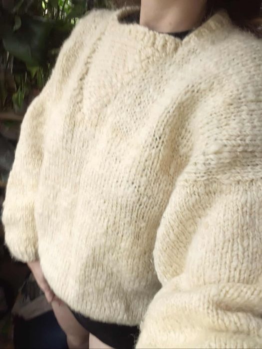 Sweter kremowy wełniany, wełna luźny 36 S