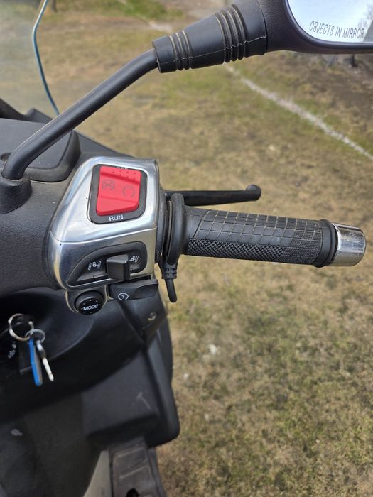 Piaggio MP3 400 LT