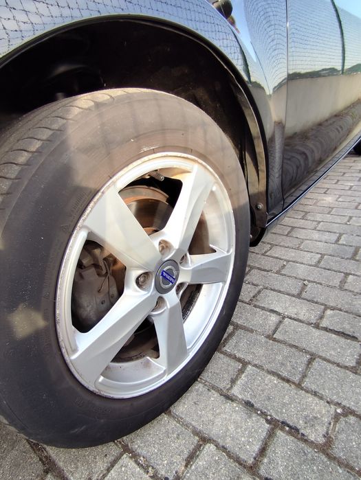 Volvo V40 2.0 D2 Kinetic (120 cv) – 2016 – Nacional – Excelente Estado