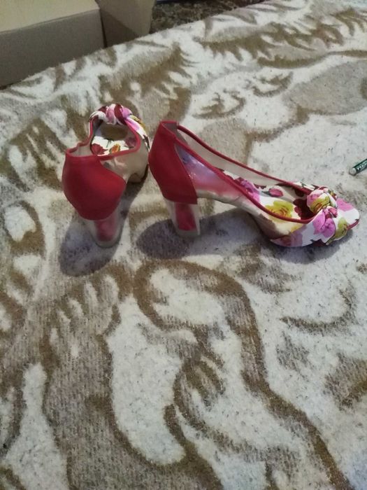 Жіноче взуття 37р