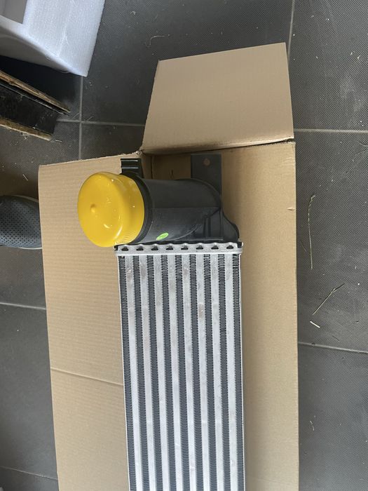 Интеркуллер радиатор ford mustang 2.3 2015-2023 мустанг