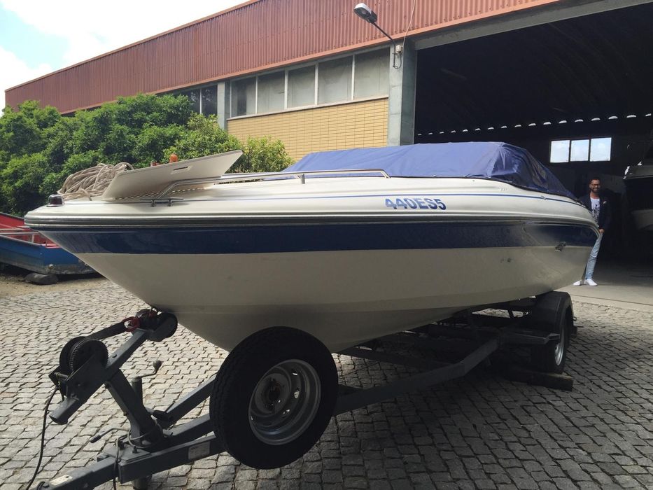 Barco Sea Ray 21 pés