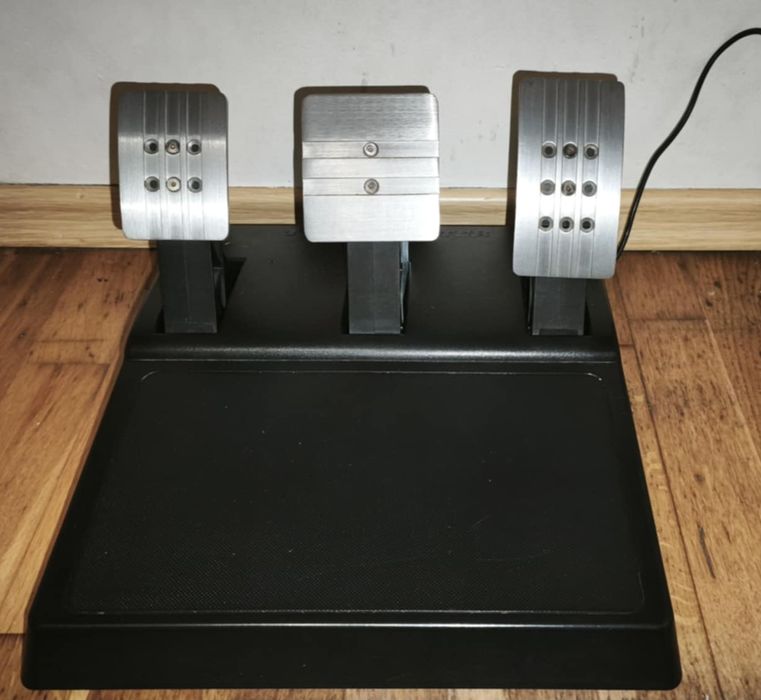 Kierownica thrustmaster t300 RS GT