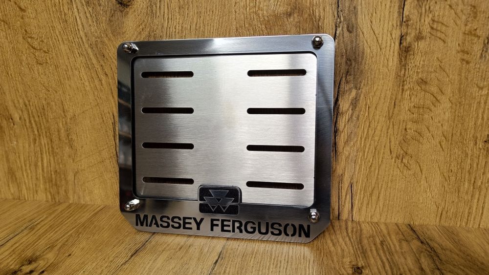 Ramka tablicy rejestracyjnej Massey Ferguson stal nierdzewna polerowan