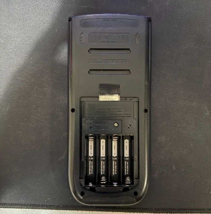 Calculadora Gráfica Texas Instruments TI-84 Plus - Funcional