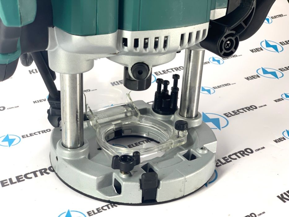 Фрезер Makita RP 2301 FC Латвия - 1 года гарантии !!!