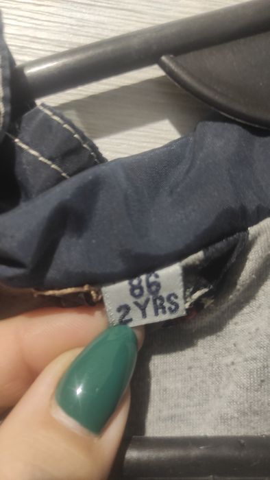 Cienka kurtka chłopięca r 86 (duże)