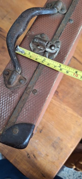 Mala de costura antiga da marca Oliva