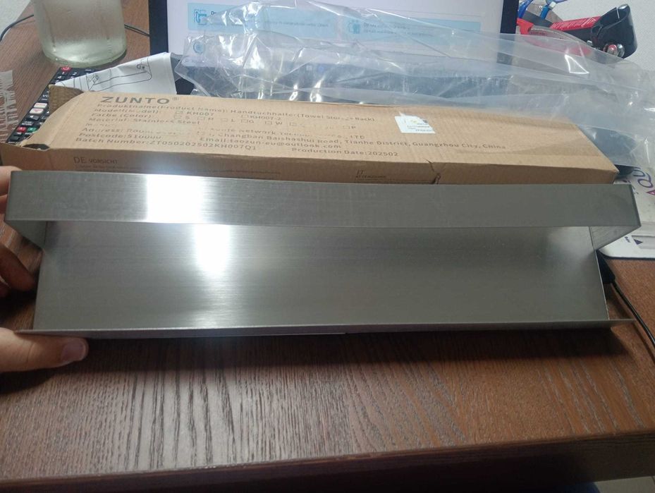 Suporte de Toalhas ZUNTO – Aço Inoxidável Escovado (40cm)