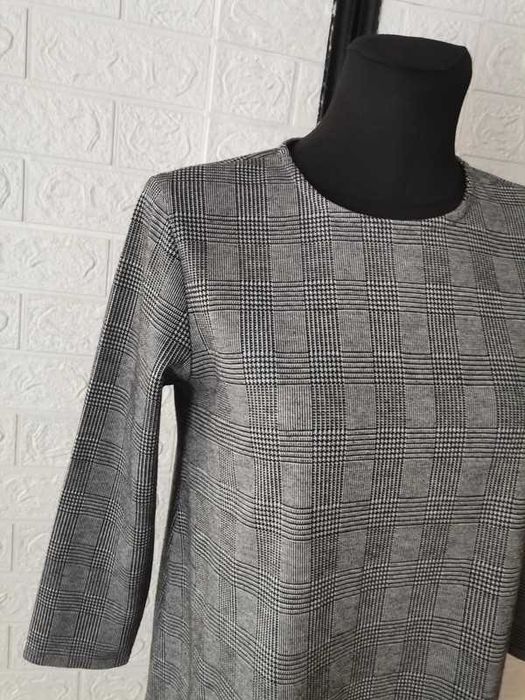 Sukienka rozmiar M stradivrius stan idealny cena 15 zł